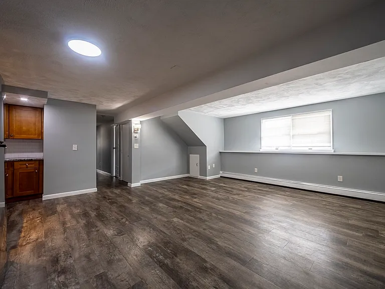 35 Nelson Ave #1 — Photo 8
