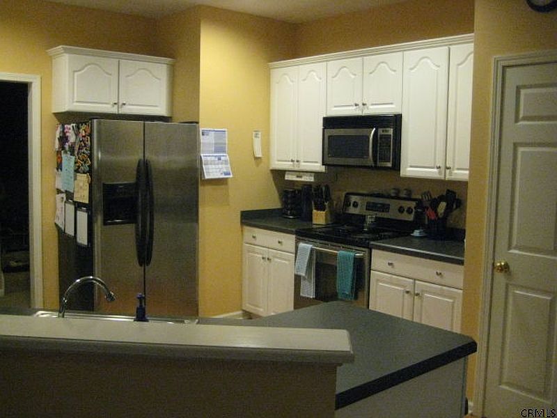 4th image of 957 MACARTHUR Drive
