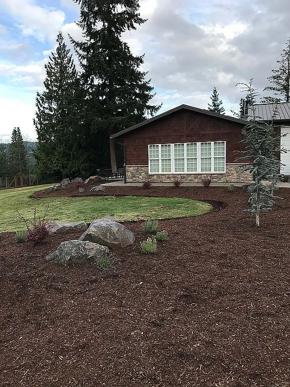 137 Broken Mountain Dr photo 1