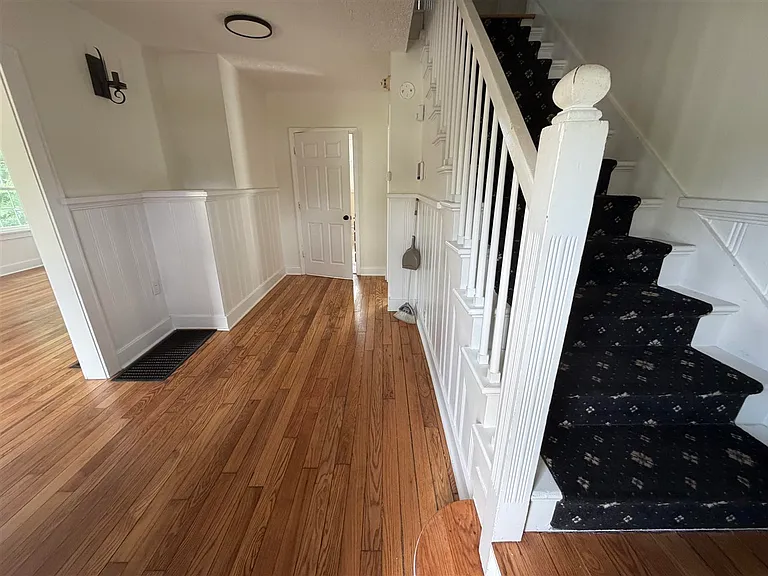 509 University Dr — Photo 6