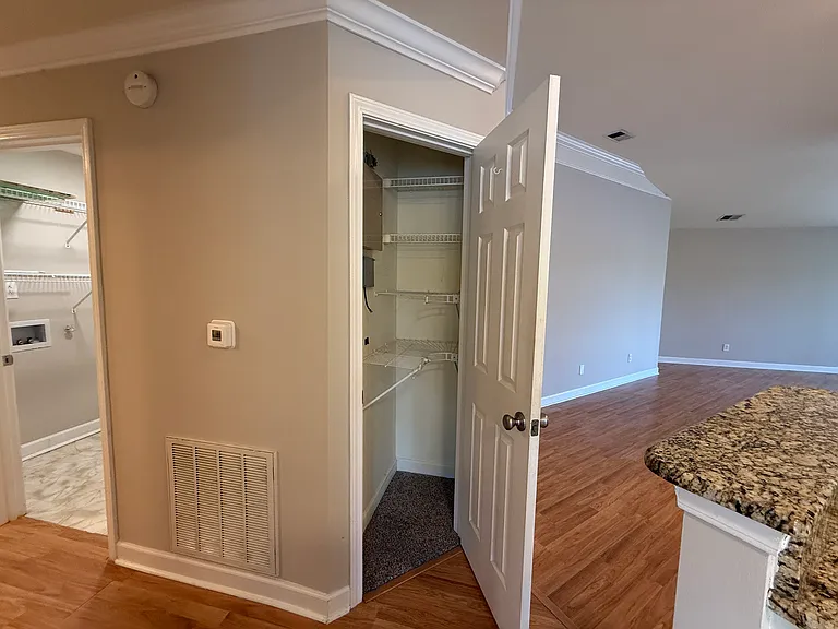 7834 Village Harbor Dr — Photo 22