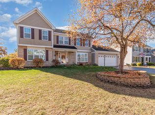 6076 Indian Trail Rd, Gurnee, IL 60031