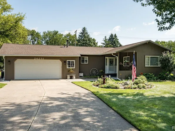 26251 Crocker Blvd, Harrison Township, MI 48045