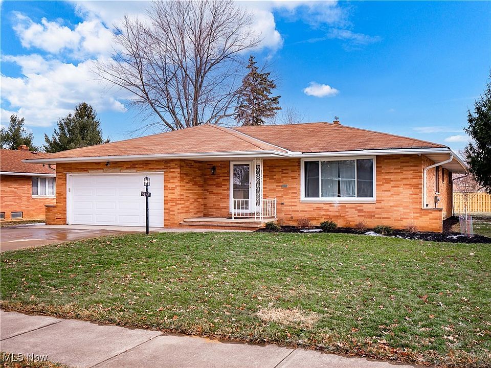 1st image of 6175 Meadview Dr