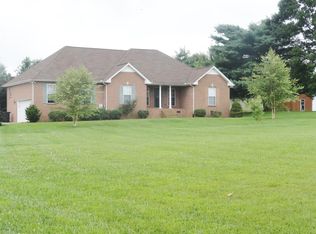 7291 W Cook Rd, Springfield, TN 37172