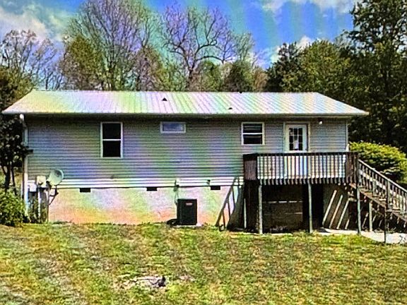 4th image of 18 Grove Hills Dr