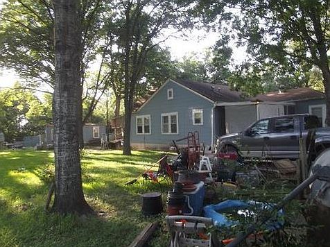 4th image of 129 Lucy Ln
