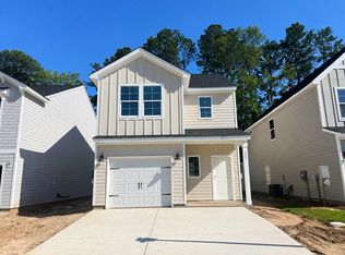 227 Central Creek Dr, Goose Creek, SC 29445