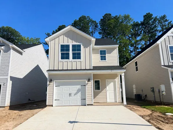227 Central Creek Dr, Goose Creek, SC 29445