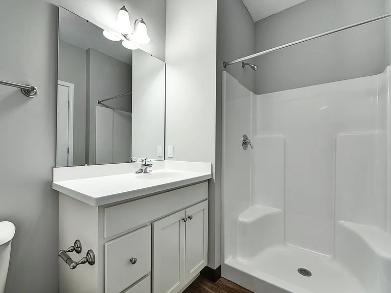 Aquamarine Apartments — Photo 126