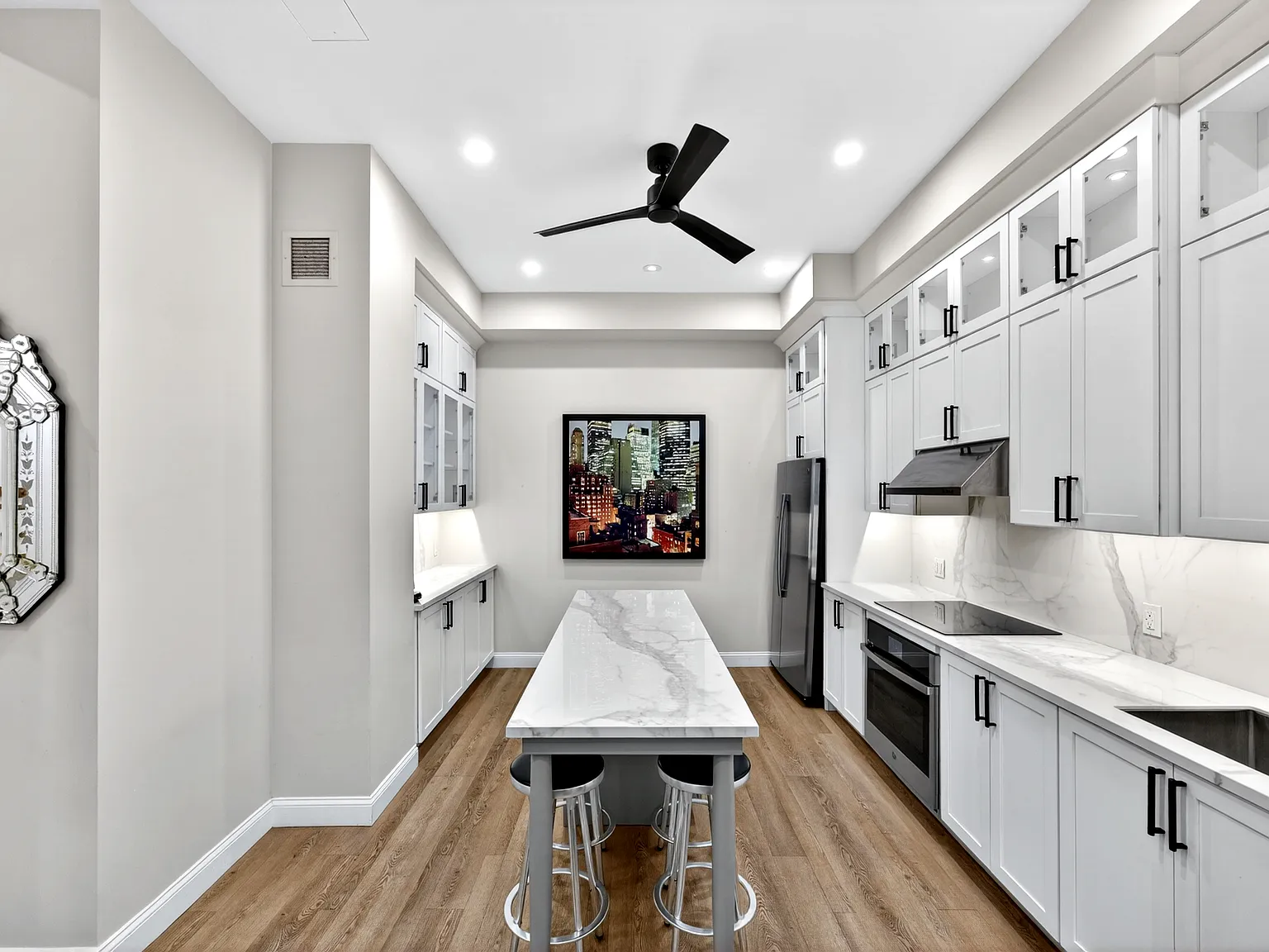 529 West 42nd Street — Photo 3
