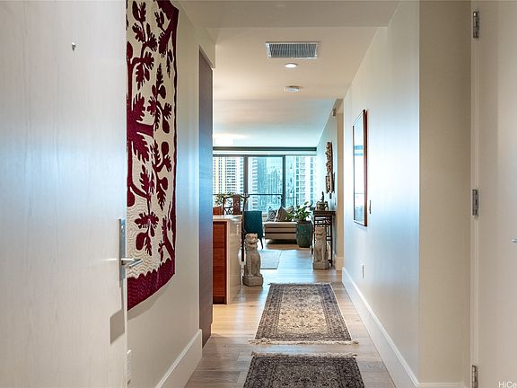2nd image of 1108 Auahi St #1102