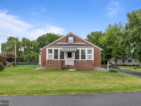 1121 Scott Ave, Upper Chichester, PA 19061