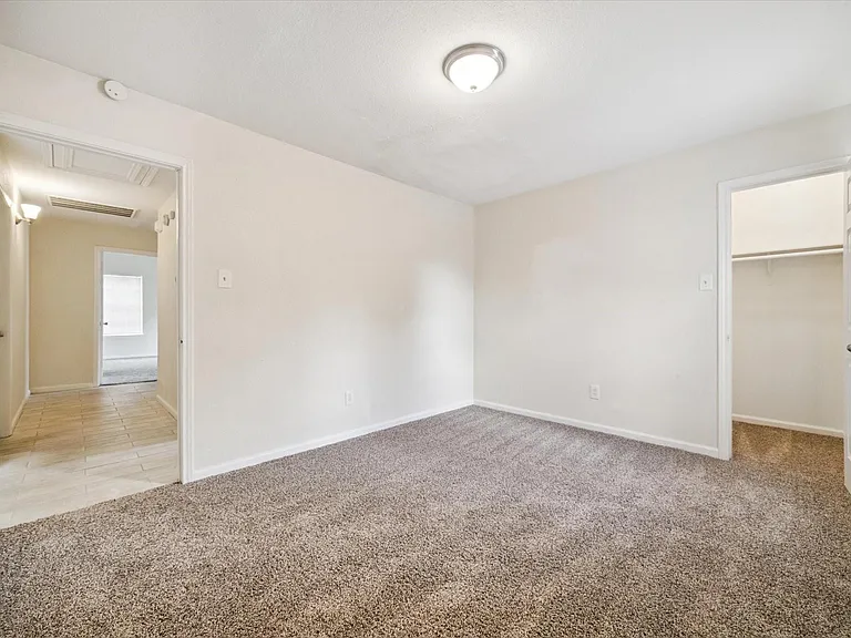 5715 S Magazine Cir — Photo 20