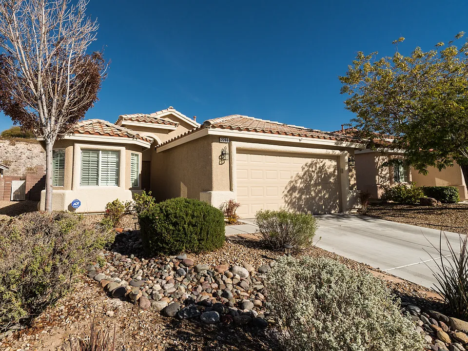 2266 Dakota Sky Ct