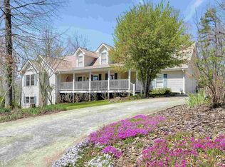 432 Grindstone Creek Dr, Clarkesville, GA 30523