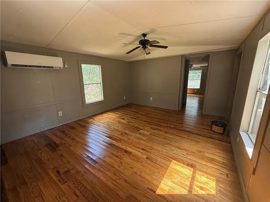 2 bed, 2.0 bath, $1,500 — Photo 2