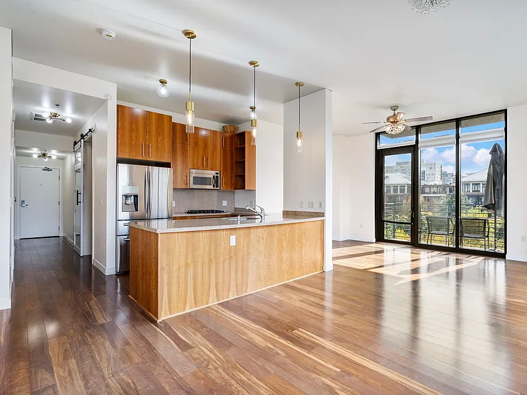 922 NW 11th Ave #509 — Photo 3