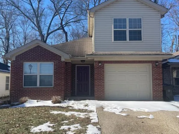 3013 Northern Falcon Ridge Dr, Jeffersonville, IN 47130