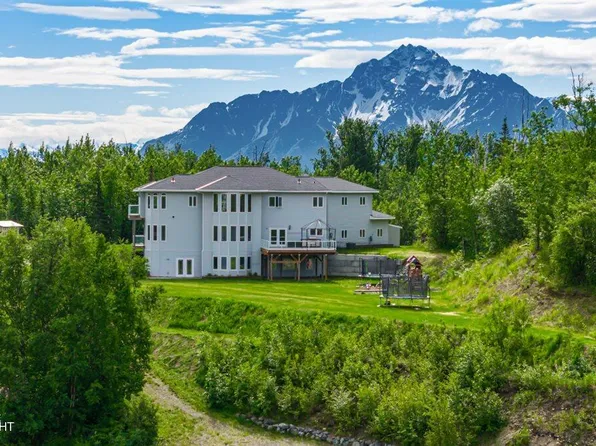6251 E Chickadee Dr, Palmer, AK 99645