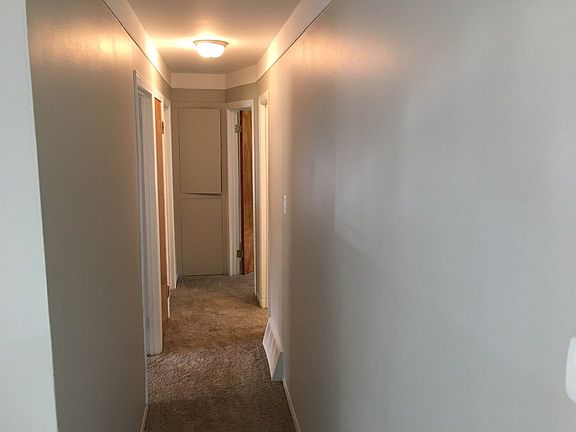4th image of 25280 Rose St