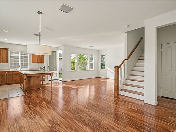 3rd image of 91-1300 Halili St