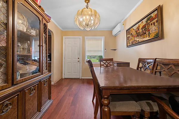 Sold by 5 Boro Realty Corp | media 6