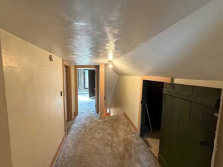 604 Smith St — Photo 5
