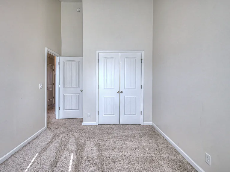 4325 Aurora Cir — Photo 19
