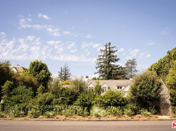 4343 Forman Ave, North Hollywood, CA 91602