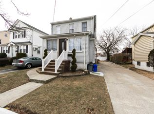 38 Filbert St, Valley Stream, NY 11581