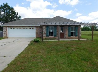 153 Courtney Rd, Petal, MS 39465