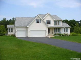 5933 Stone Rd, Lockport, NY 14094