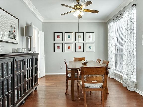 3rd image of 8528 Wellington Point Dr