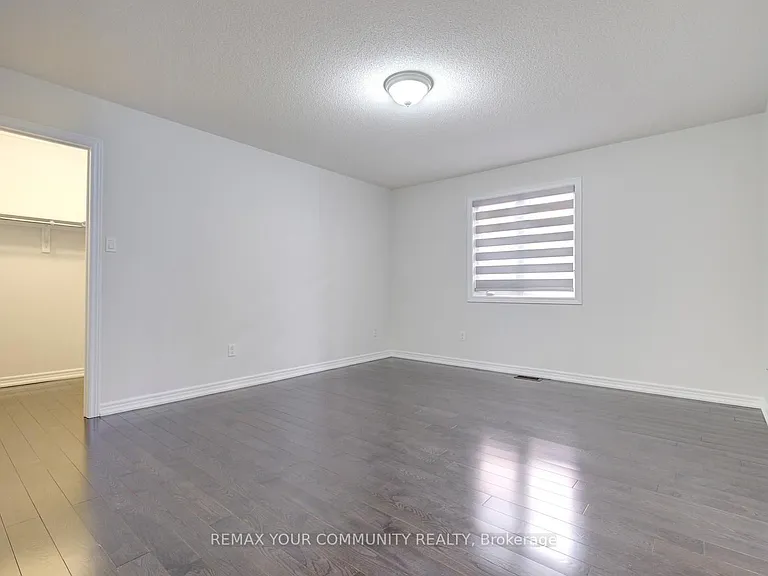 112 Golden Forest Rd — Photo 37