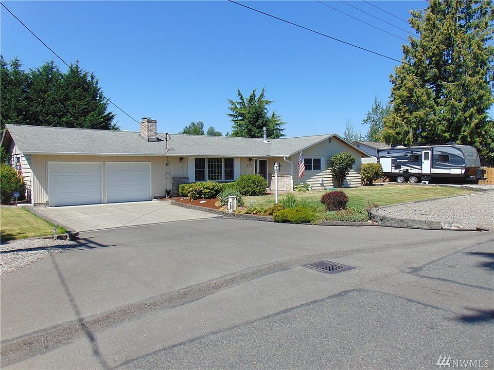 Sought after Edgewood Rambler you have been waiting for. Big RV Parking & Extra parking strip out front. Two car garage is extra deep with built in storage/shop area, Pull down storage ladder . There is a 16x12 = 192 sq ft. finished ,insulated sheet rocked, heat sourced,  flex room out back . I.E. Office/MIL/Bedroom . Come See It Today !