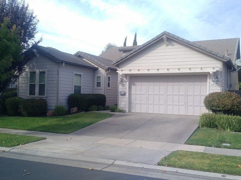 2nd image of 9519 Setina Ln