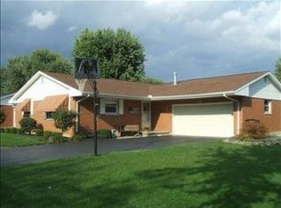 1135 Parkway Dr, Greenville, OH 45331
