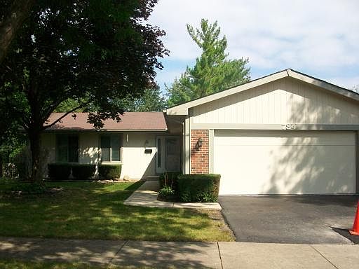 1st image of 784 E Chisholm Trl