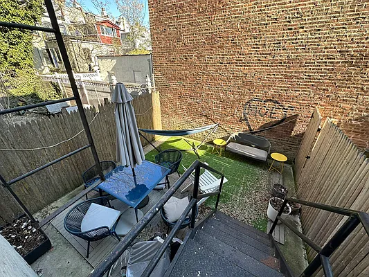 Rented by Premier Metro Realty Corp | media 13