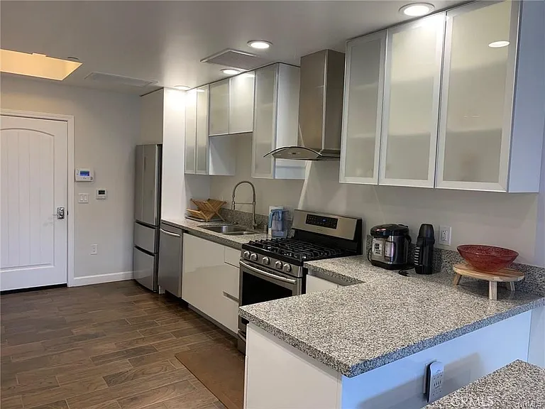 28 N 3rd St #B210 — Photo 8