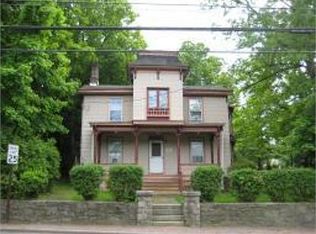 3 E Mill Rd, Long Valley, NJ 07853