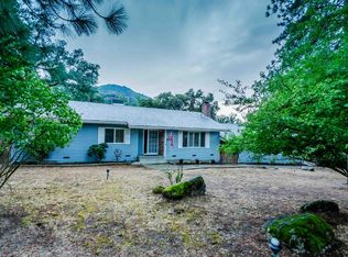 48894 Rock Point Rd, Oakhurst, CA 93644