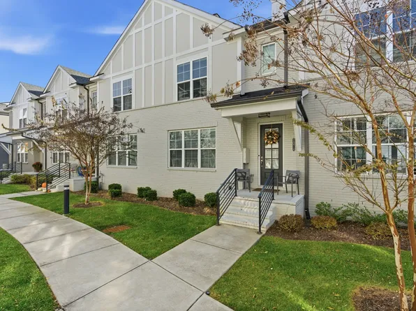 7074 Westside Cir, Nashville, TN 37205