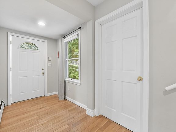 5th image of 54 Gainsville Rd