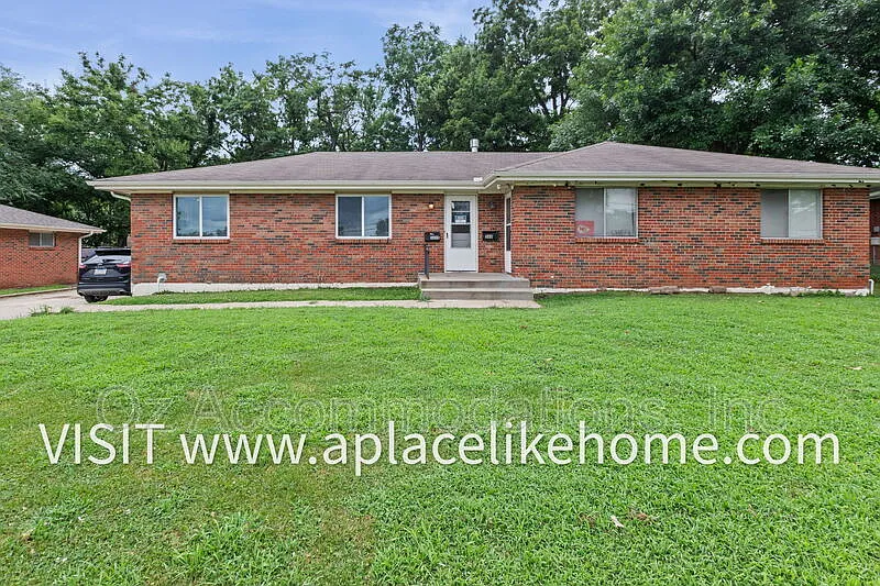 2 bed, 1.0 bath, 863 sqft, $1,150 — Photo 1