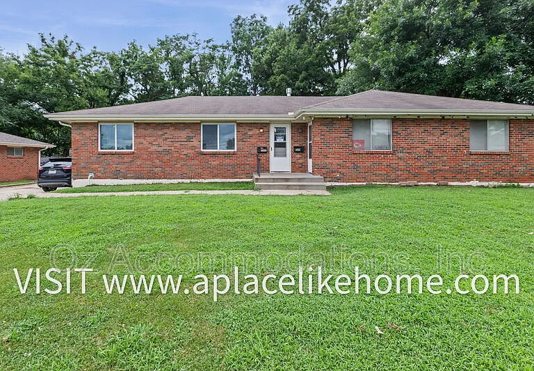 3609 W 47th St — Photo 1