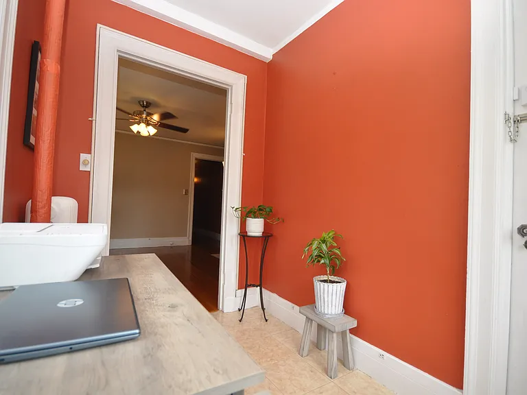 298 Main St #12 — Photo 6