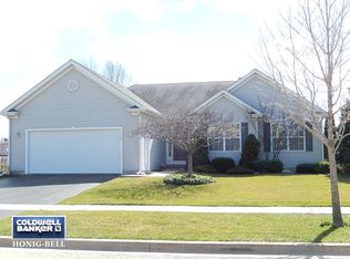 230 Wendy St, Sycamore, IL 60178