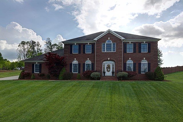 1st image of 6118 Stanford Ct